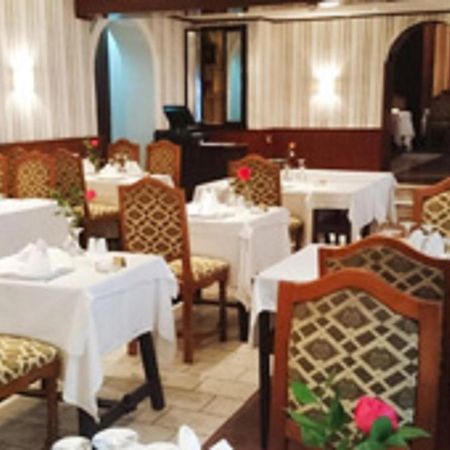 Hotel Suisse Algiers ภายนอก รูปภาพ