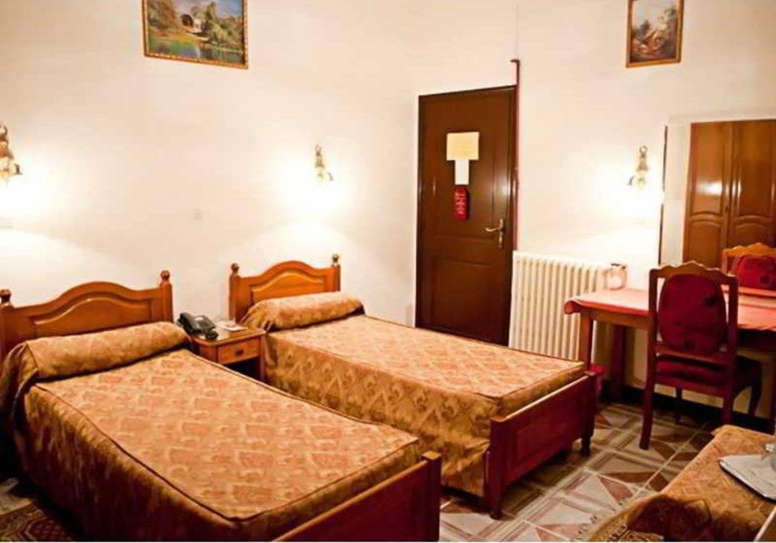 Hotel Suisse Algiers ภายนอก รูปภาพ