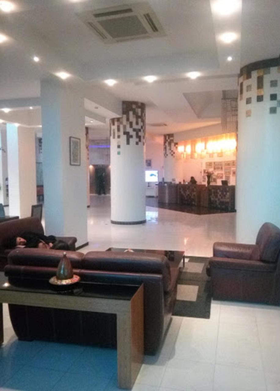 Hotel Suisse Algiers ภายนอก รูปภาพ