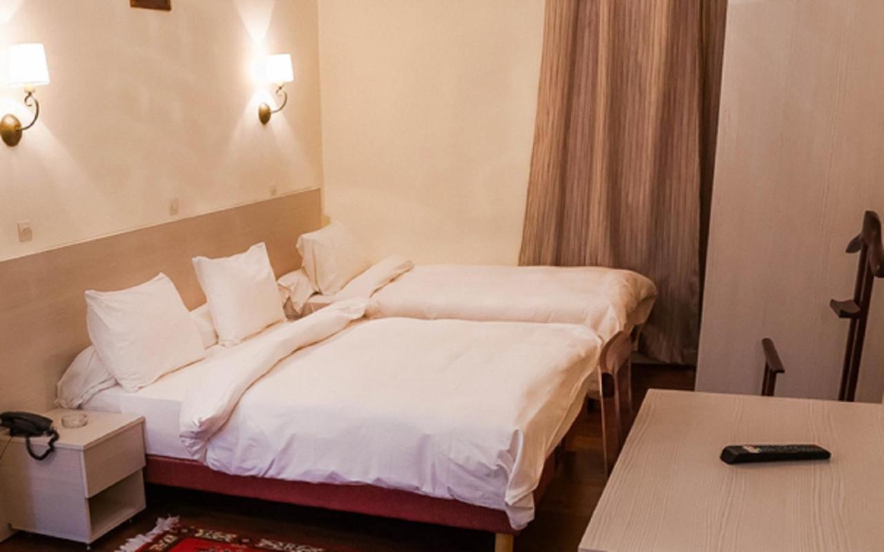 Hotel Suisse Algiers ภายนอก รูปภาพ