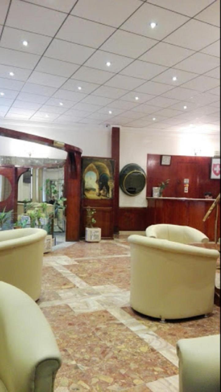 Hotel Suisse Algiers ภายนอก รูปภาพ