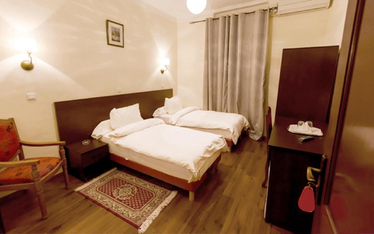 Hotel Suisse Algiers ภายนอก รูปภาพ